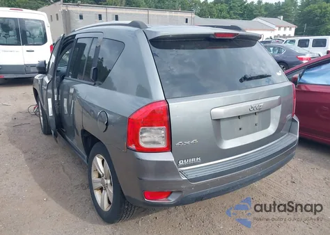 2011 Jeep Compass из США, поврежденный, VIN 1J4NF1FBXBD259300